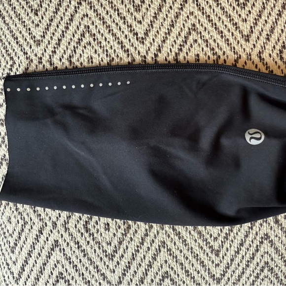 Lululemon Black High-Waisted Wunder Under 23” Leggings - Picture 8 of 13
